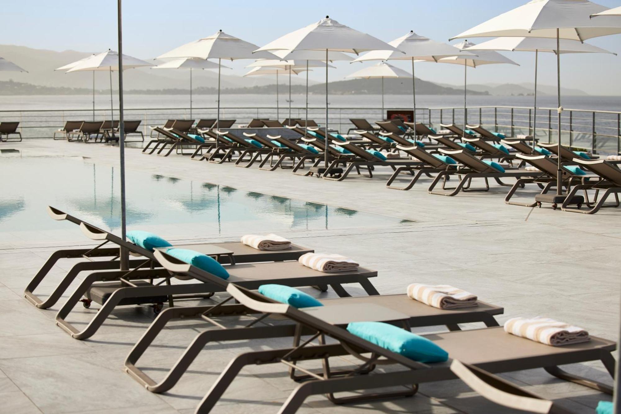 โซฟิเทล กอล์ฟ ดาฌัคชิโอ ธาลาสซา ซี แอนด์ สปา Hotel ปอร์ติชโช ภายนอก รูปภาพ